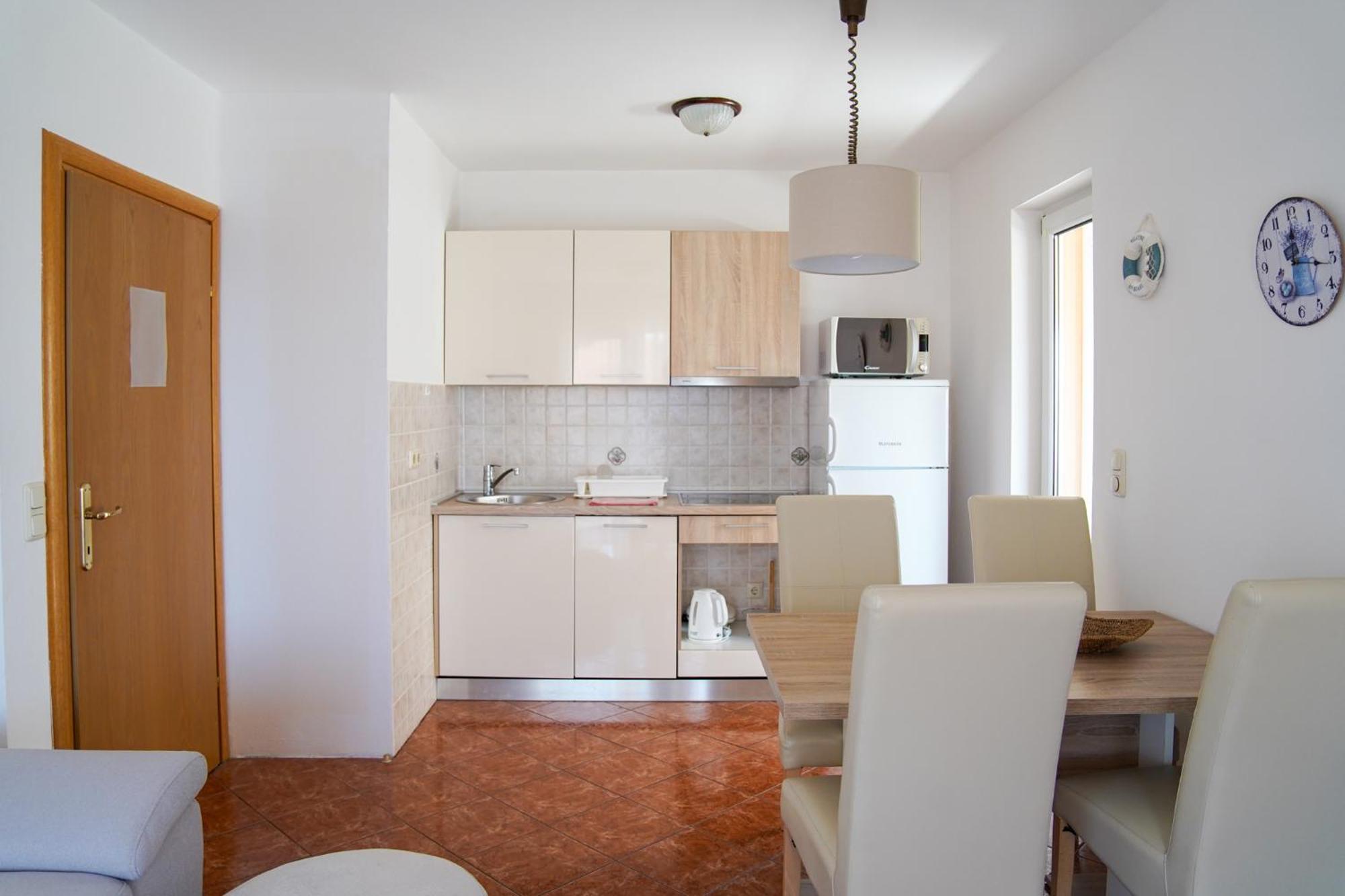 Apartamento Apartman Lana Omišalj Exterior foto